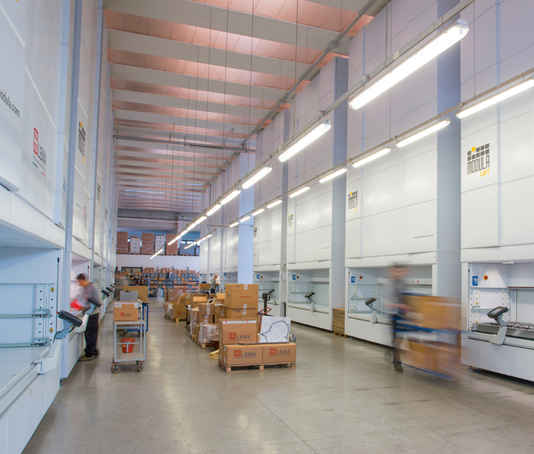 Automatic Warehouses: features & benefits