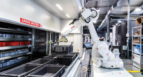 What is Modula Link used for? To integrate Modula automated warehouses with robots. The Metalwit case