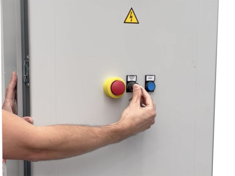 Tableau électrique et transformateur à distance