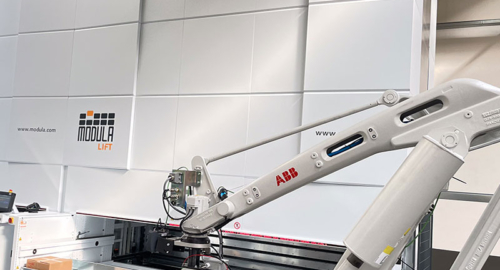 A beautiful installation combining Modula and ABB robot technologies